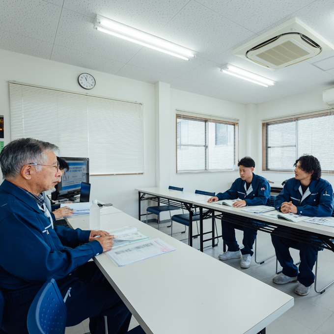 《教育研修》生涯役立つ、特殊な技術が身に付きます
